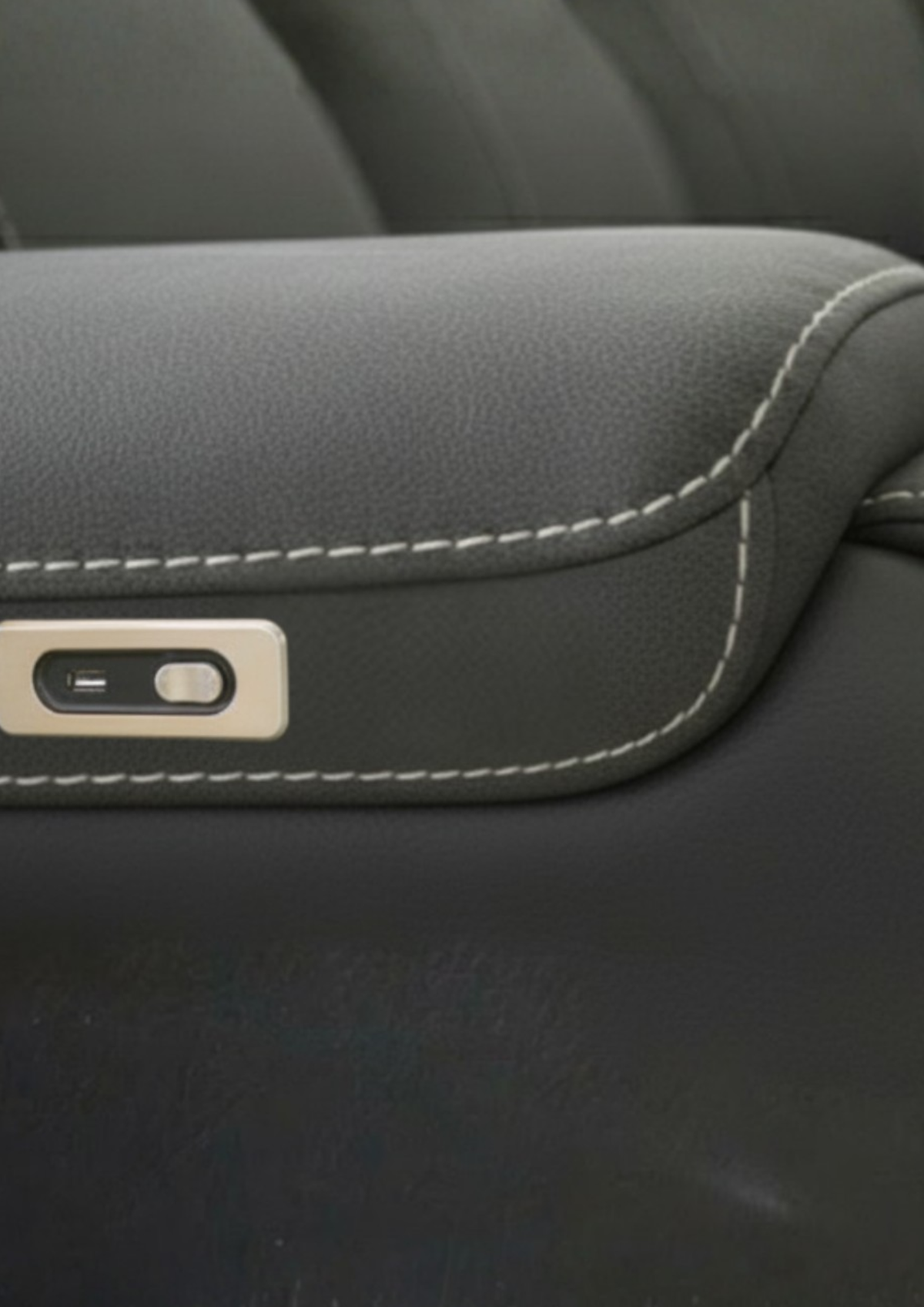 Frank Electric Corner Recliner — Lifestyle